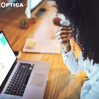 Les verres ZEISS Officelens de chez Luxoptica, votre opticien lunetier dont le showroom se trouve à Ankorondrano, offrent une solution adaptée et performante.