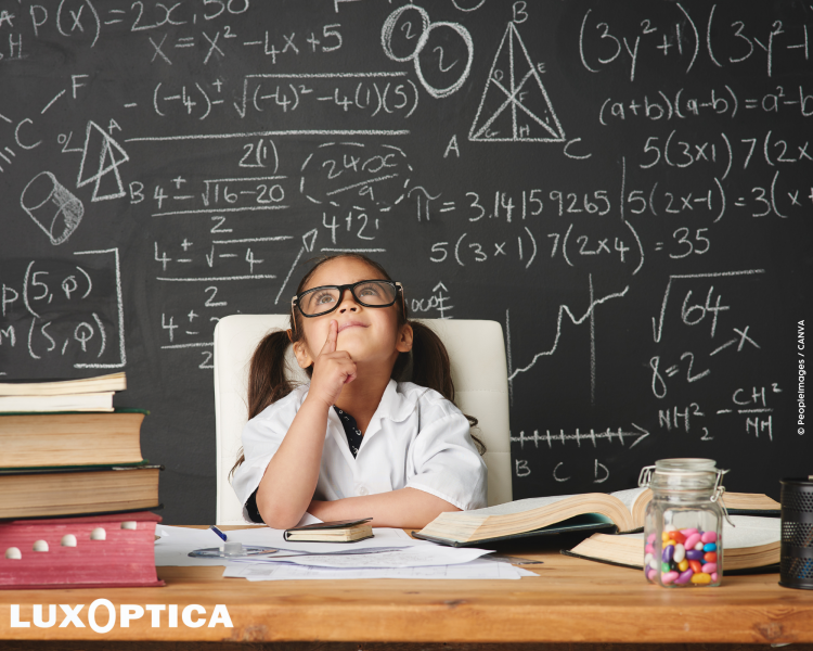 La rentrée scolaire est un moment crucial pour chaque élève, marquée par de nouveaux défis et de grandes découvertes. Chez Luxoptica, notre mission est de vous aider à trouver le dispositif parfaitement adapté à votre vie scolaire.